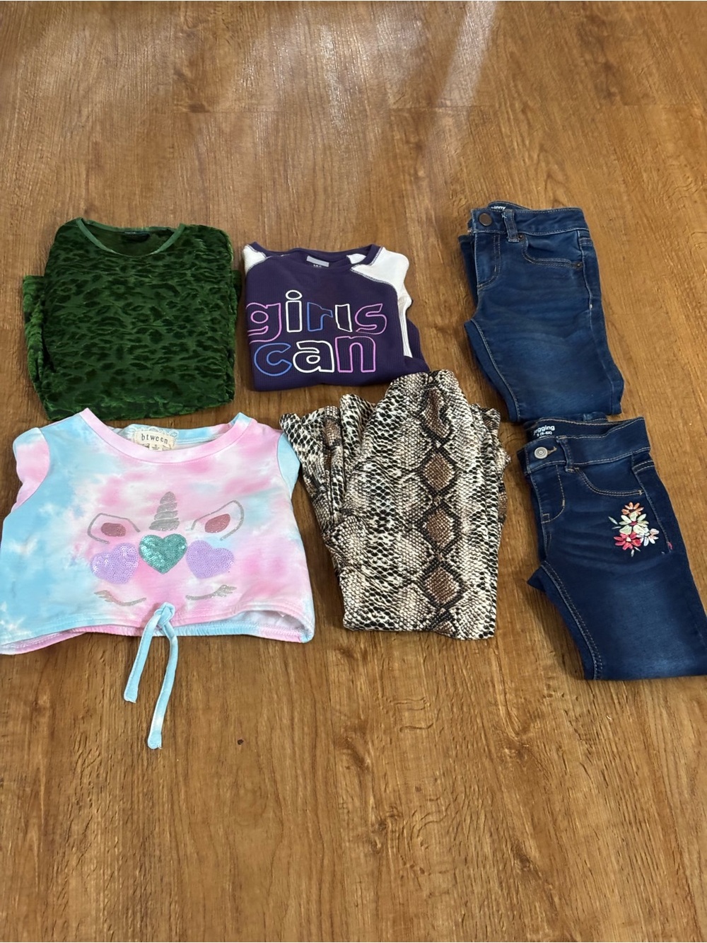 Bundle of 6 pc girls clothes - Picture 3 of 16